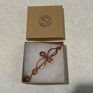 ❤️ NWOT Bronze hair pin never used
